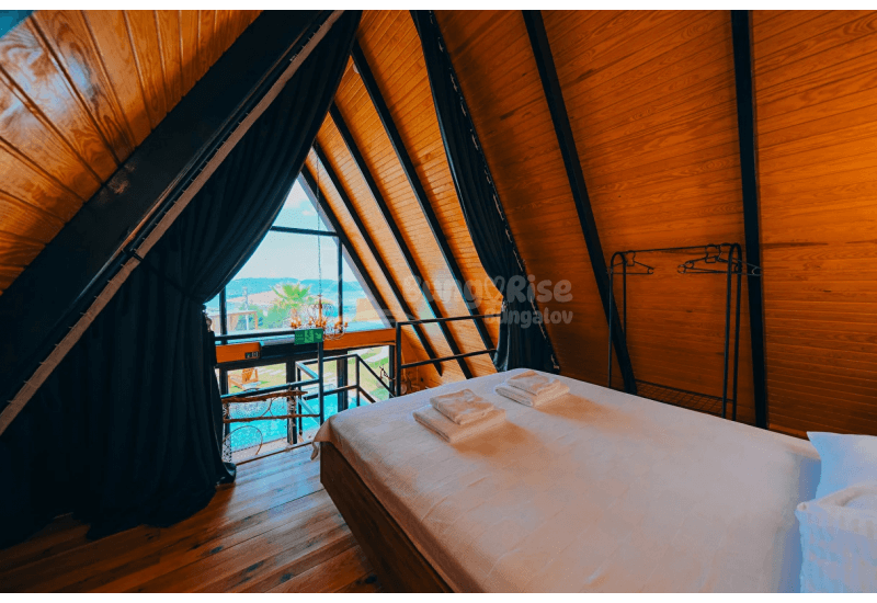 Sakarya Sapanca’da doğa içinde, jakuzili, şömineli ve havuzlu lüks bungalovlarda huzurlu, konforlu ve sürdürülebilir bir konaklama deneyimi BungaRise’da.